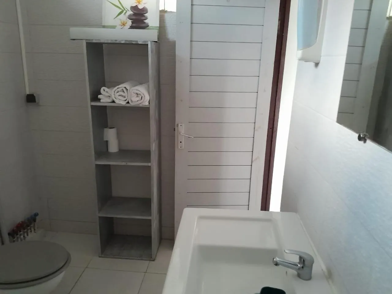 Appt 1 Chambre Avec Mezzanine 3 Jours Minimum Le Gosier